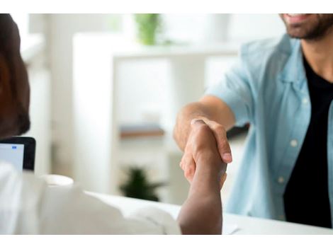 Relacionamento com as Empresas de Medicina e Engenharia em Cabo de Santo Agostinho